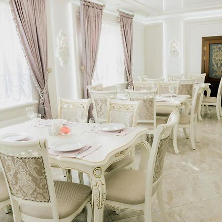Port Royal Hotel Tulchyn Ngoại thất bức ảnh