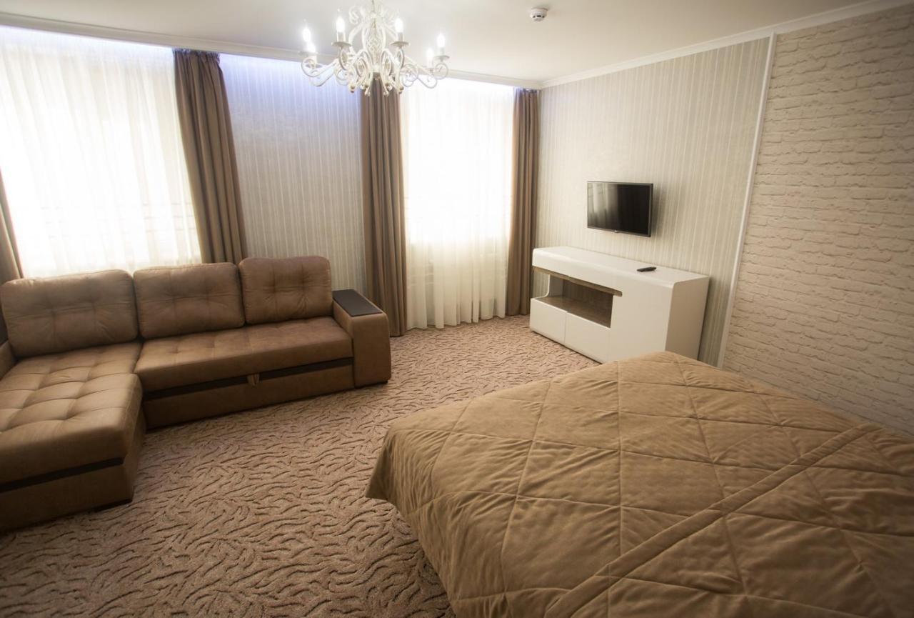 Port Royal Hotel Tulchyn Ngoại thất bức ảnh