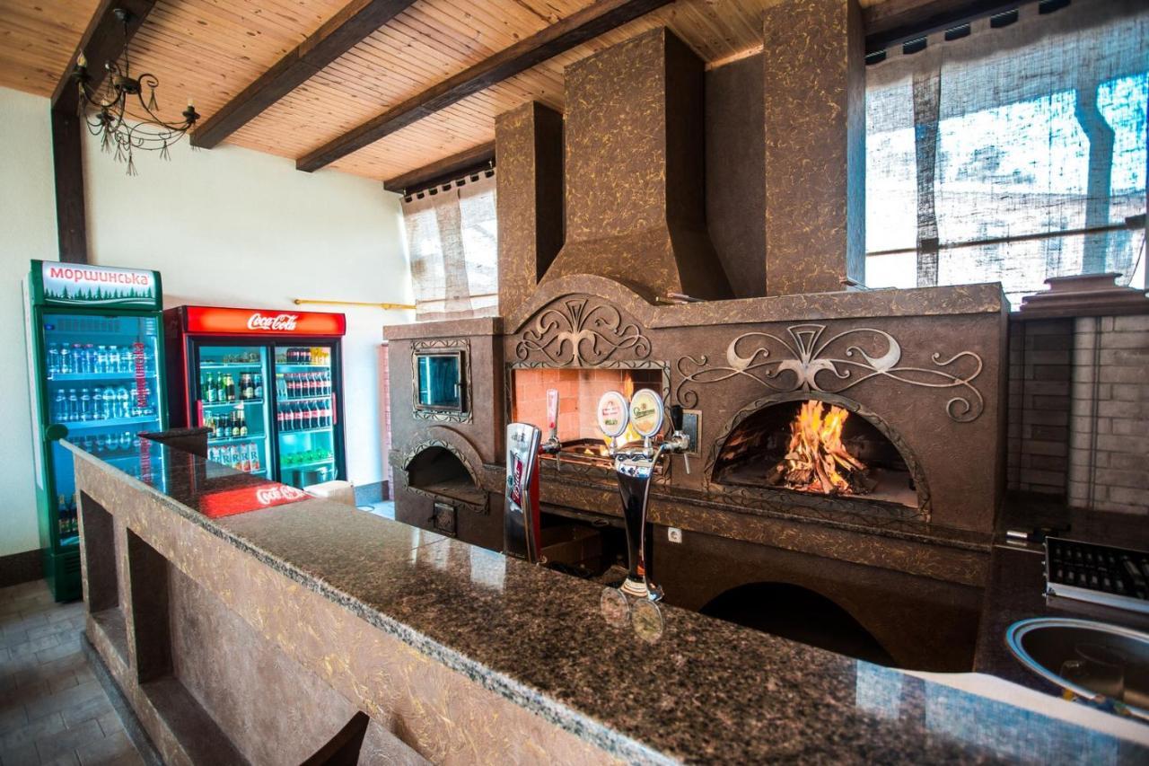 Port Royal Hotel Tulchyn Ngoại thất bức ảnh