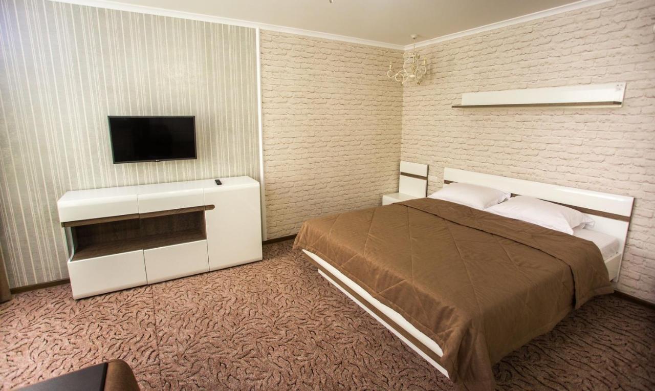 Port Royal Hotel Tulchyn Ngoại thất bức ảnh