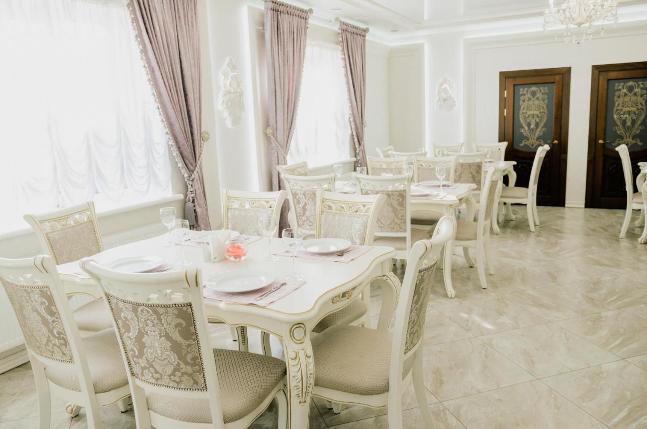 Port Royal Hotel Tulchyn Ngoại thất bức ảnh